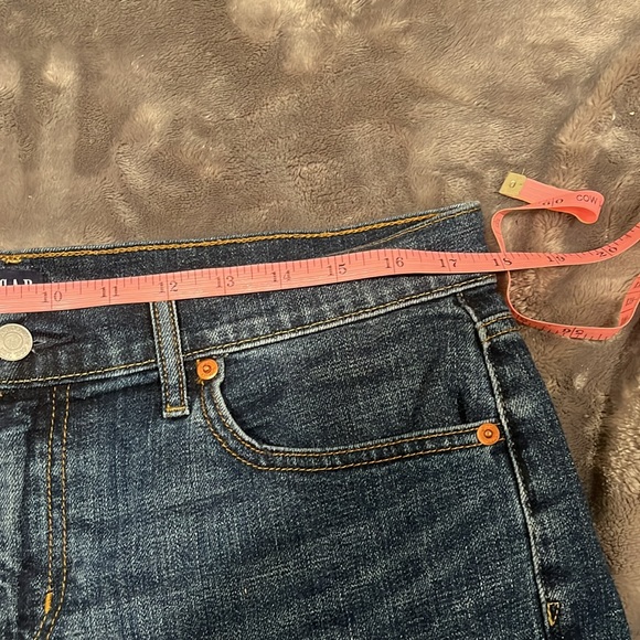 Women’s jean shorts - Picture 3 of 6